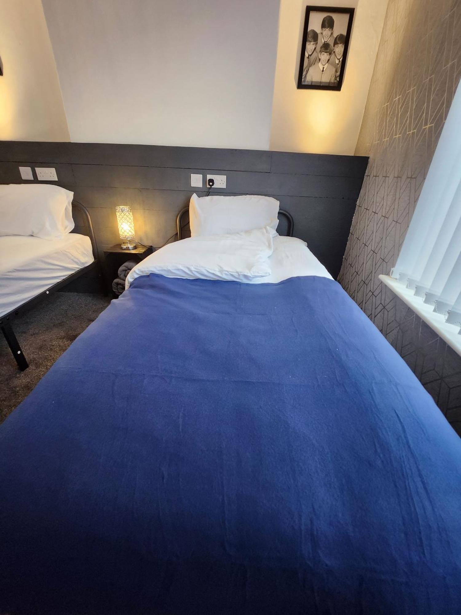 Goodison Accommodation Liverpool Bagian luar foto